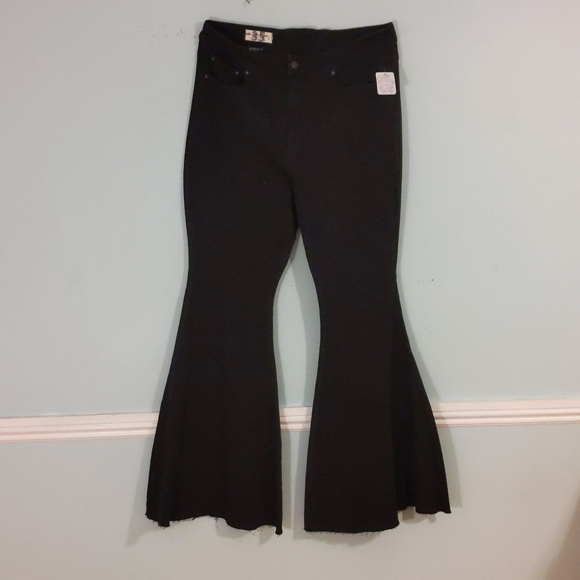 CRVY Super High-Rise Lace-Up Flare Jeans Pants - Picture 6 of 8